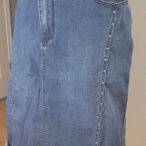 Studded denim skirt